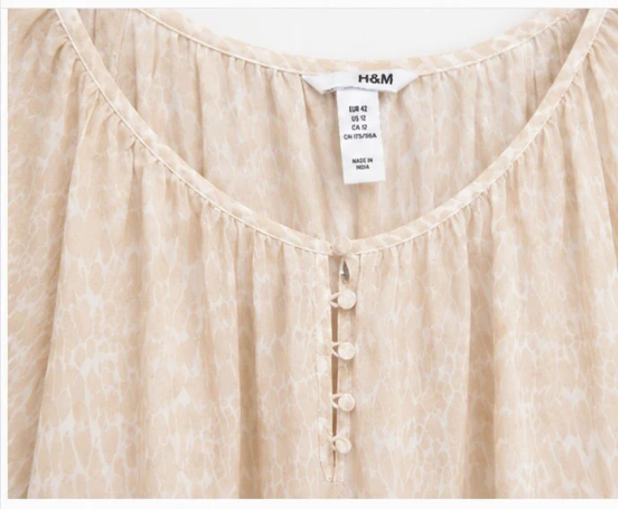 Blusa fluida H&M beige talla 42 – Estampado elegante y corte ligero – photo 2